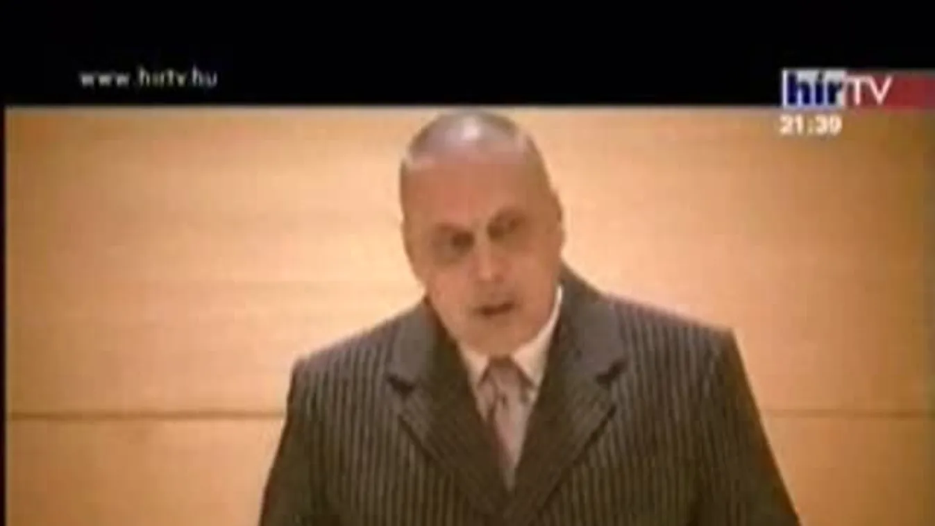 A vasprefektus bátor rendőrei – Célpont