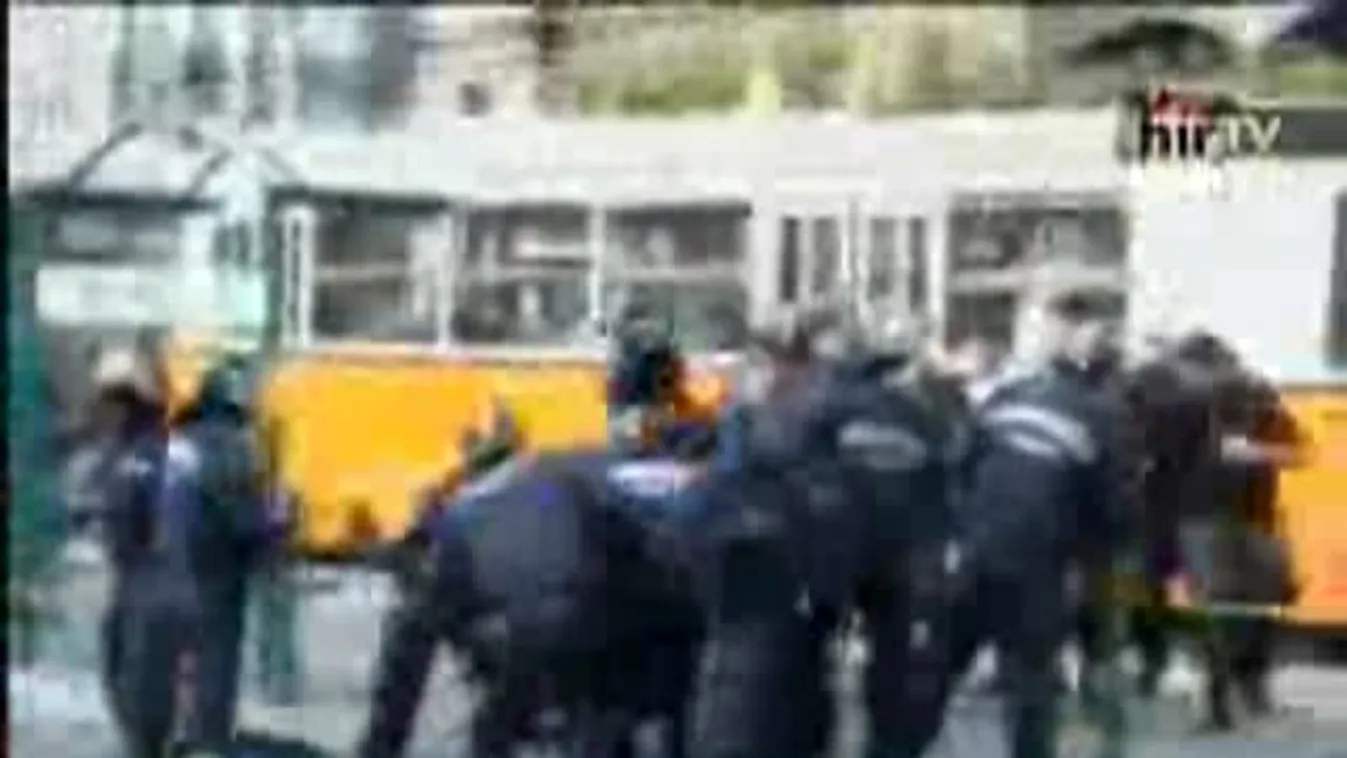 Rendőri intézkedés a Nyugati téren