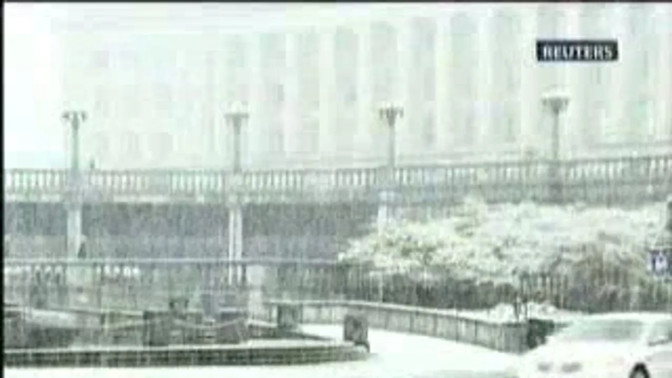 Korán jött az első hóvihar