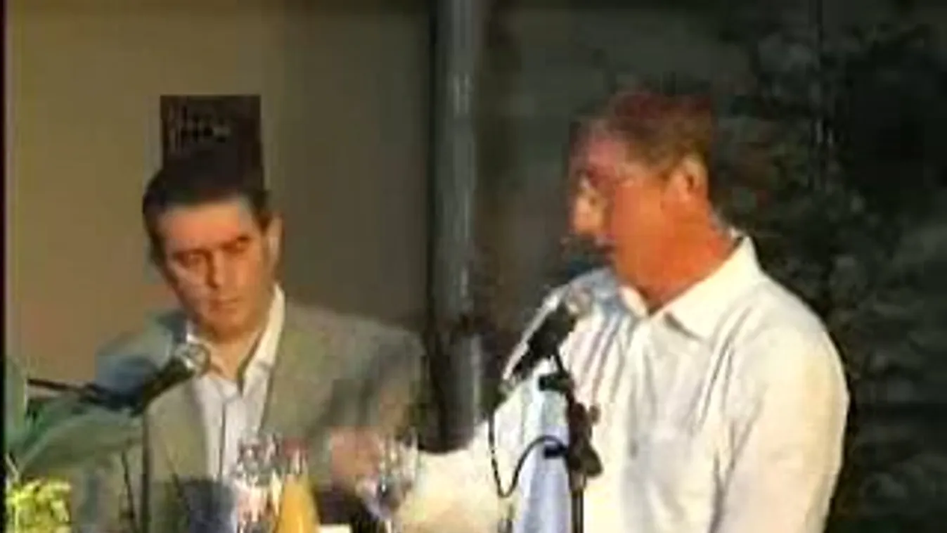 A hírTV-t elzavarnák, de Gyurcsányt tapssal fogadták