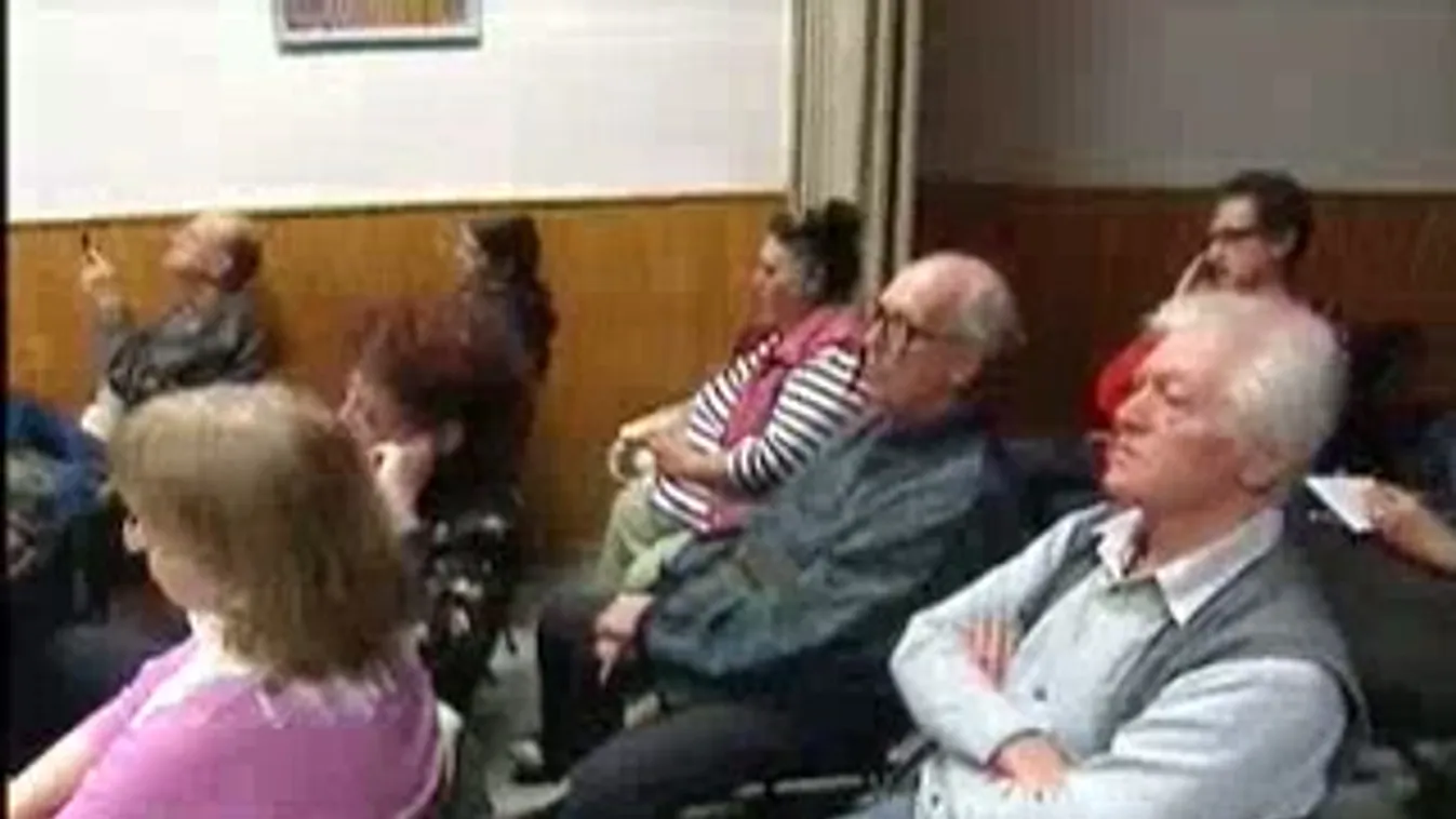 A rendőrök nem azért voltak ott, hogy Kertész Ákost elvigyék