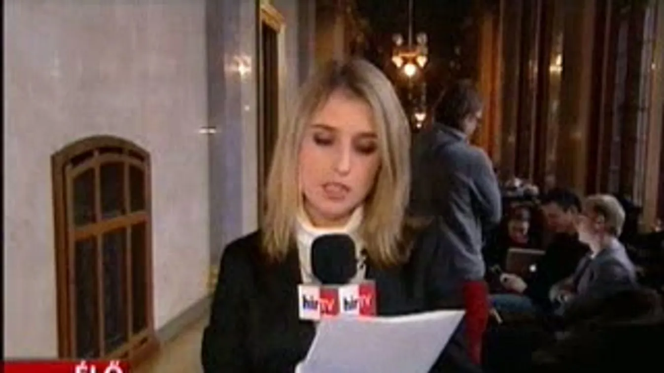 Orbán Viktor közgazdászokkal konzultál - Bejelentkezés 15 órakor