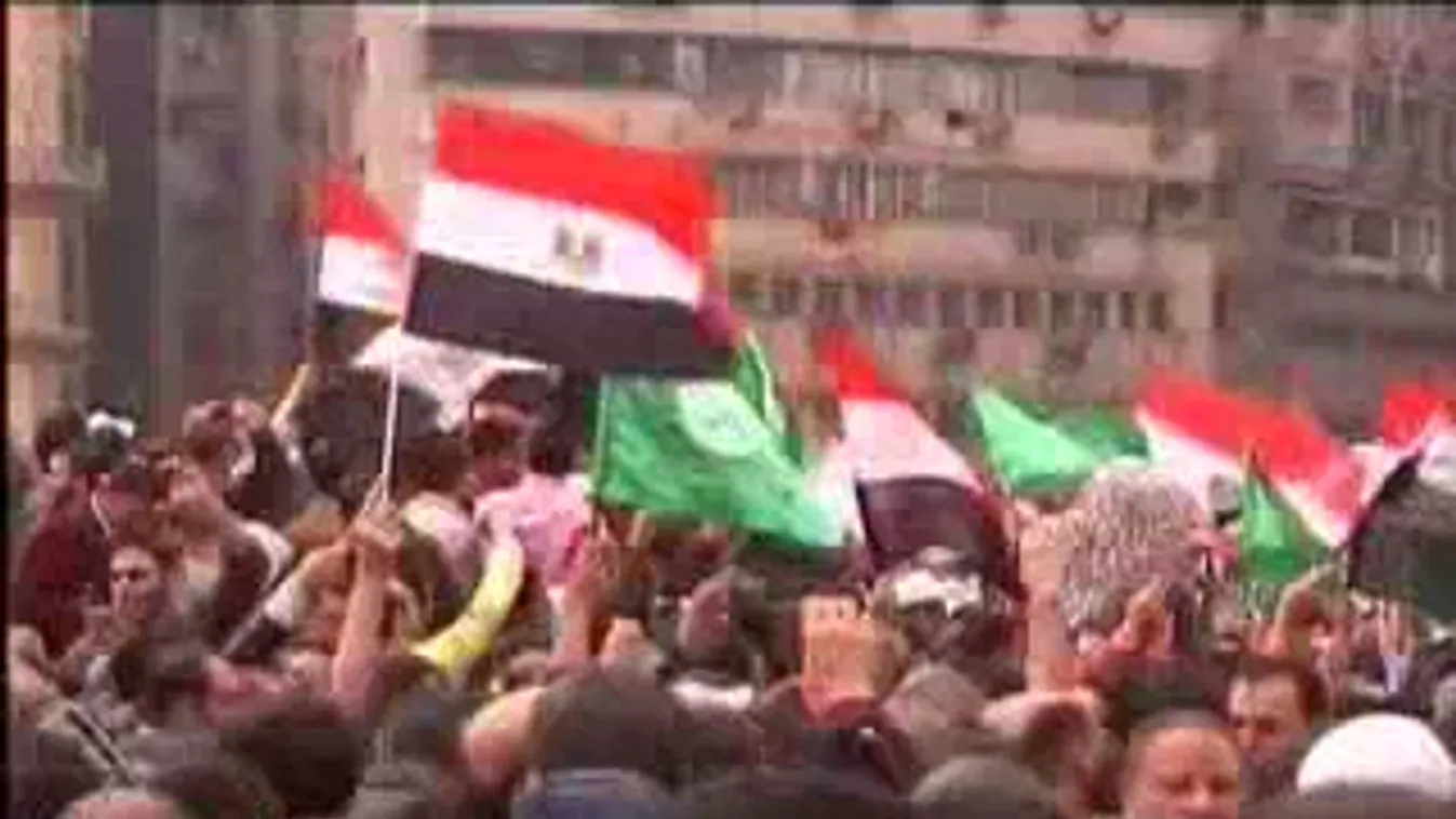 A februári események szelleme kísért