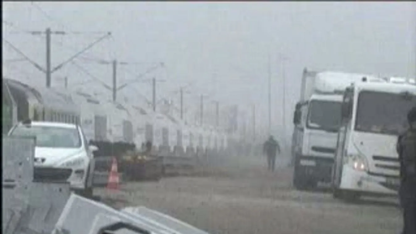 Geiger-Müller számláló és rohamrendőrök: robog az atomvonat