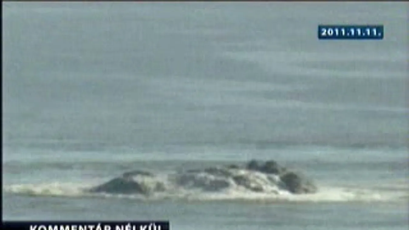 Víz alatti vulkán El Hierro szigeténél - Kommentár nélkül