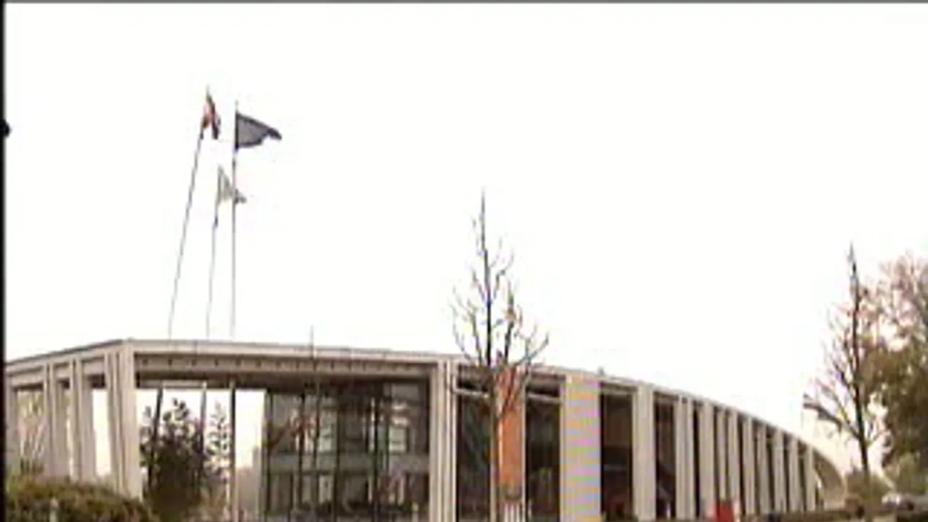 Hivatali visszaélés: Molnár elismerést várna