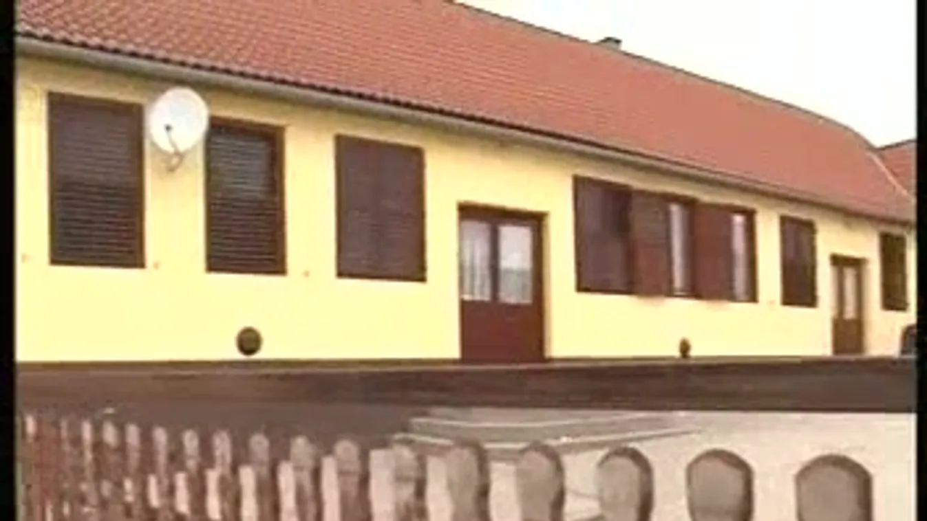 Karácsonyi utcabálból véres tömegverekedés - 2011. 12. 26.