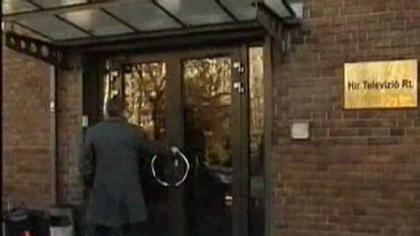 Nem lesz év közbeni adóemelés - 2011. 12. 18.