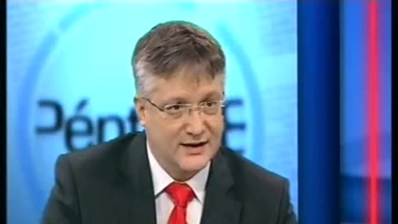 Szalai Annamária (1) – Péntek8