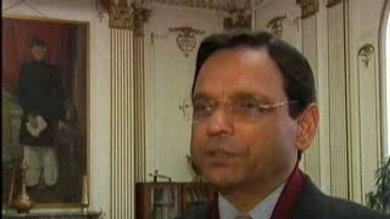 Feszül a húr – Ázsia