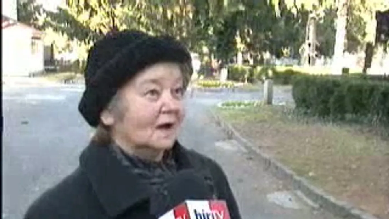 Még a sírokról is lopkodják a csokrokat