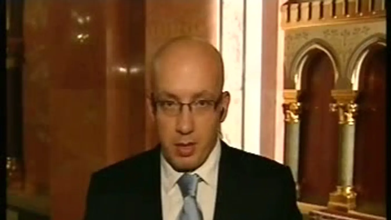 Parlamenti nagyüzem karácsony előtt – bejelentkezés 17 órakor - 2011. 12. 23.