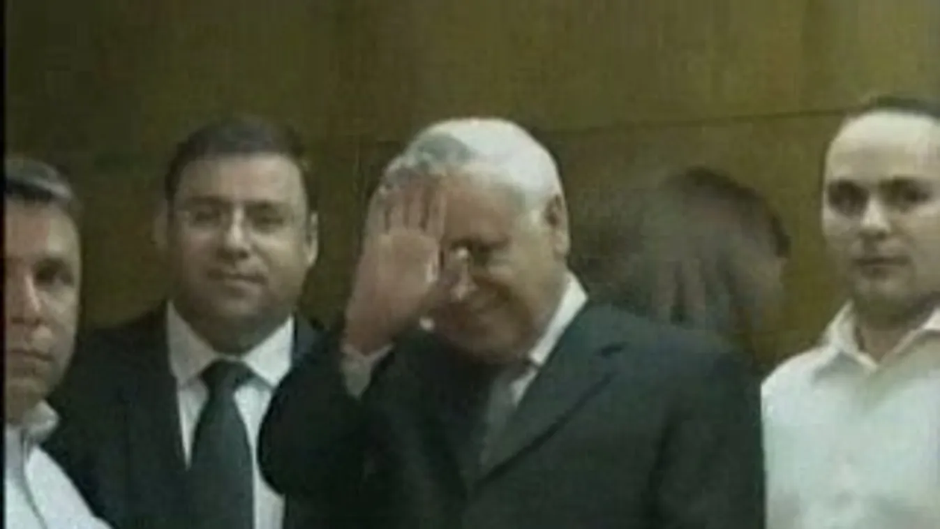 Közös cellába került a volt miniszter és az exállamfő