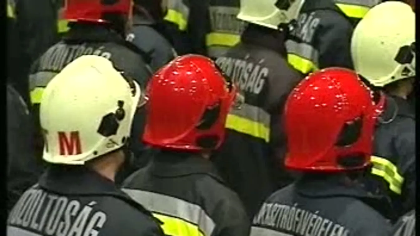 Orbán: Az állam mától fogva nem moshatja kezét