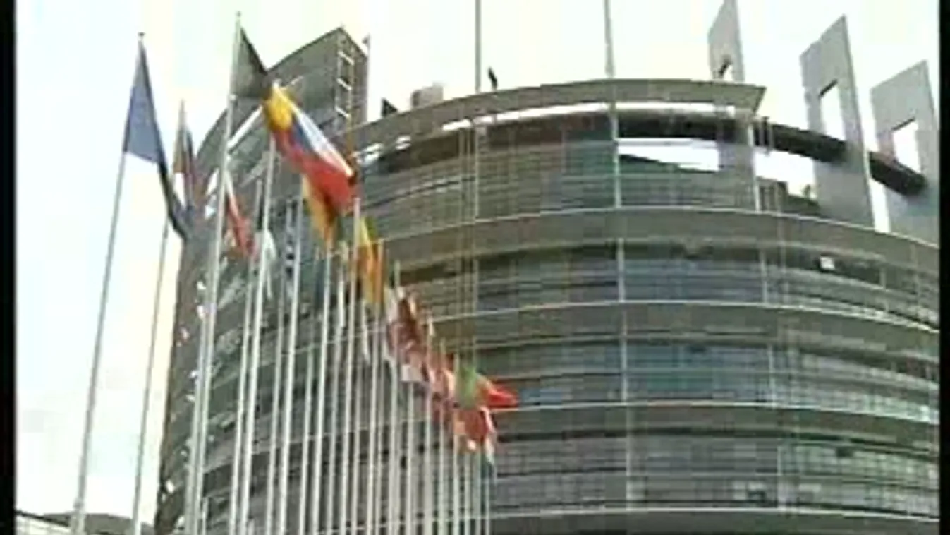 Szocik, zöldek és liberálisok rugdossák Magyarországot