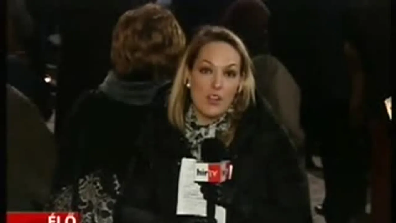 Százezrek tüntetnek a kormány mellett – bejelentkezés 18 órakor