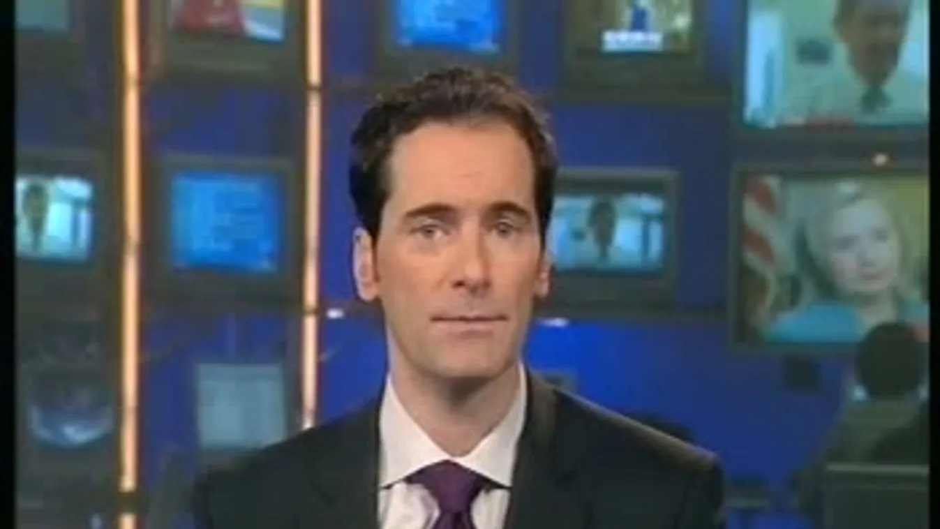 20500-an küzdenek a lángokkal, egy ember meghalt