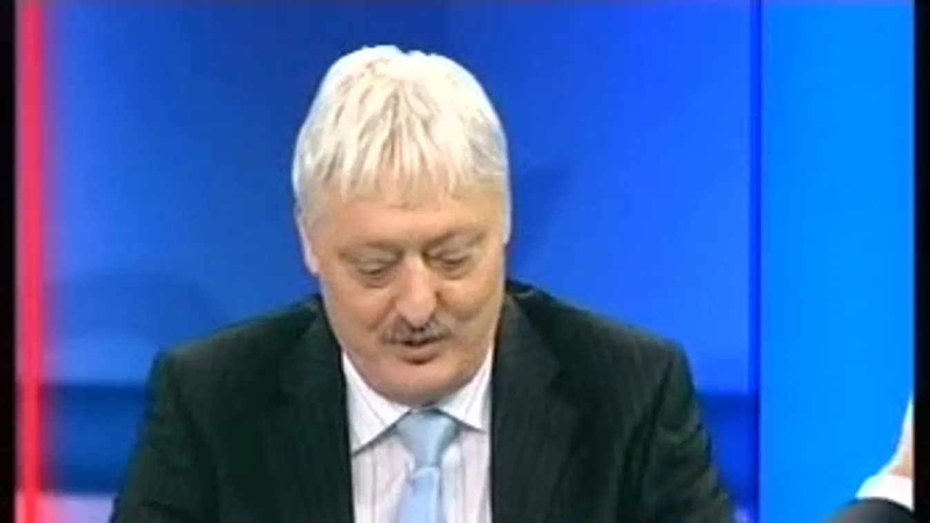 Varga Mihály (2) – Péntek8