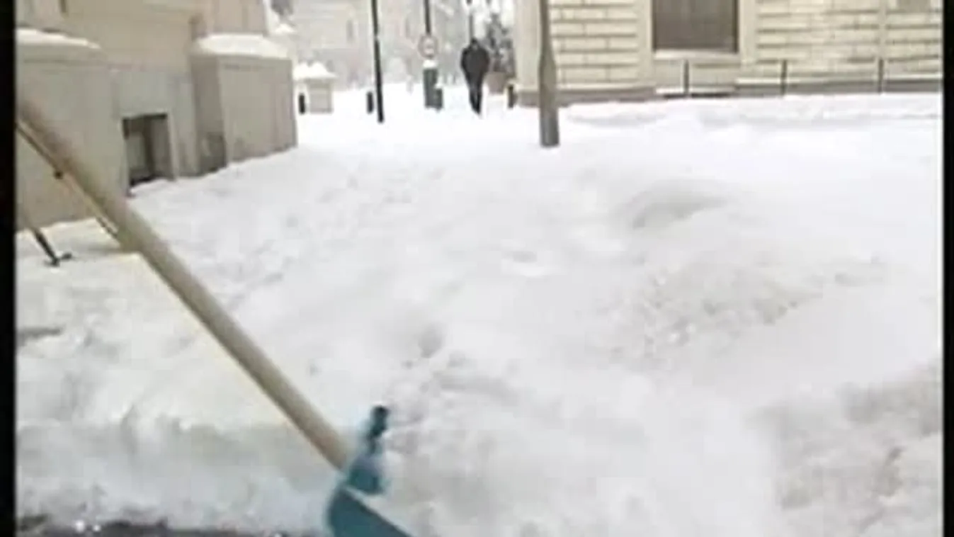 Már Budapesten is havazik