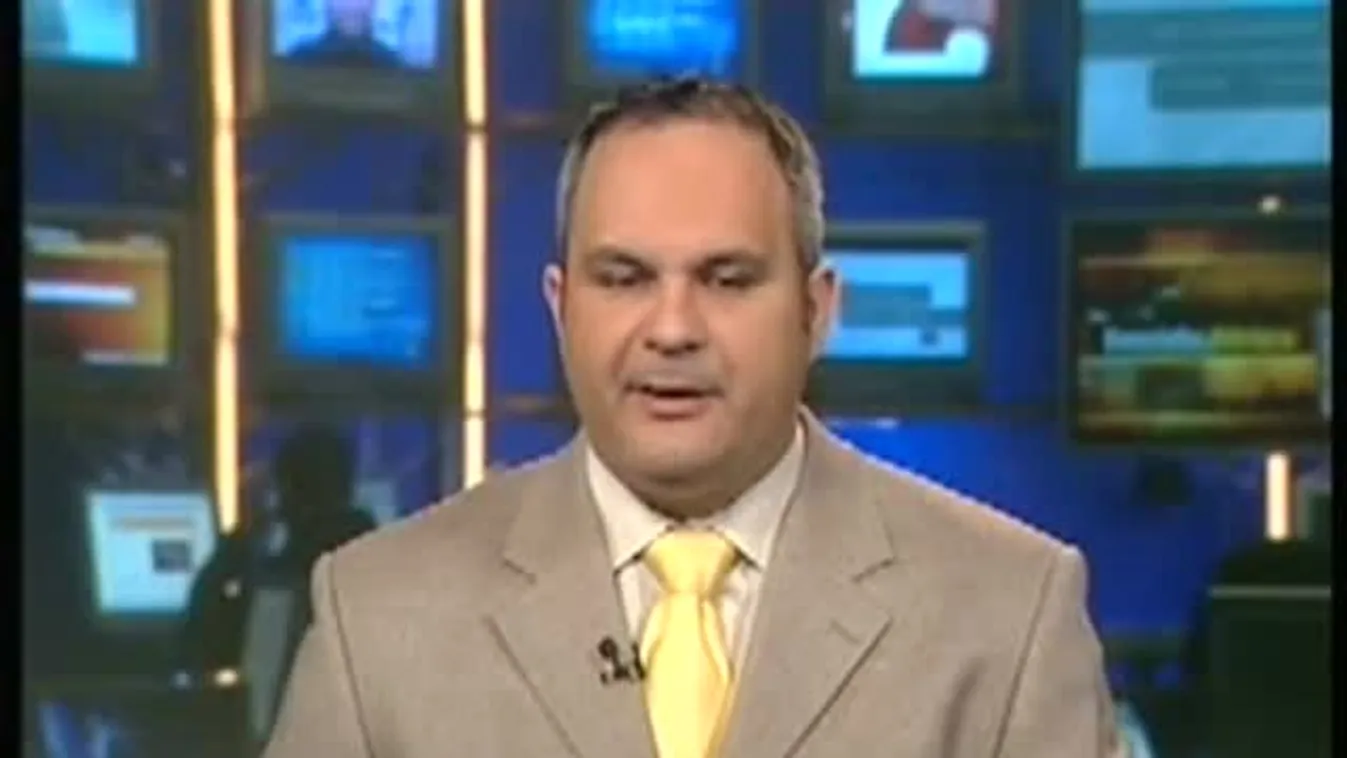 Az adófizetők pénzén dőzsölt, a fejét követeli az ellenzék