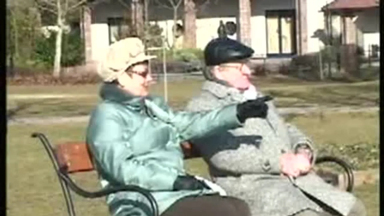 Elégették a kiszebábot, majd a jeges vízbe táncoltak