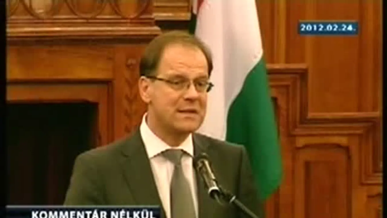 Ösztöndíj programot indított a minisztérium