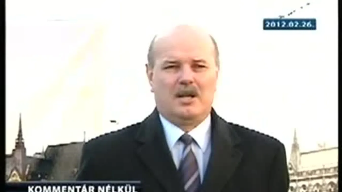 Átépítik a Kossuth teret – Kommentár nélkül