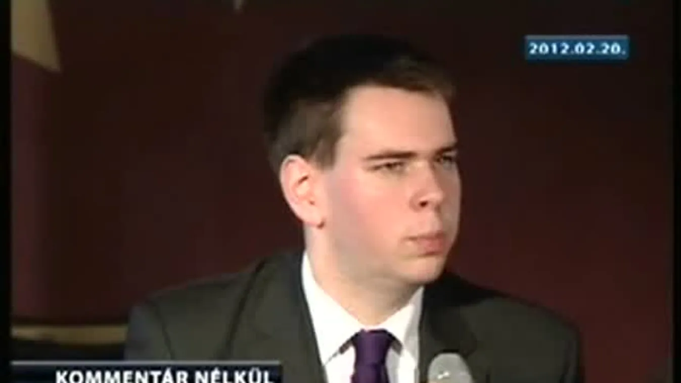 Mindenki gyalogosnak születik – Kommentár nélkül