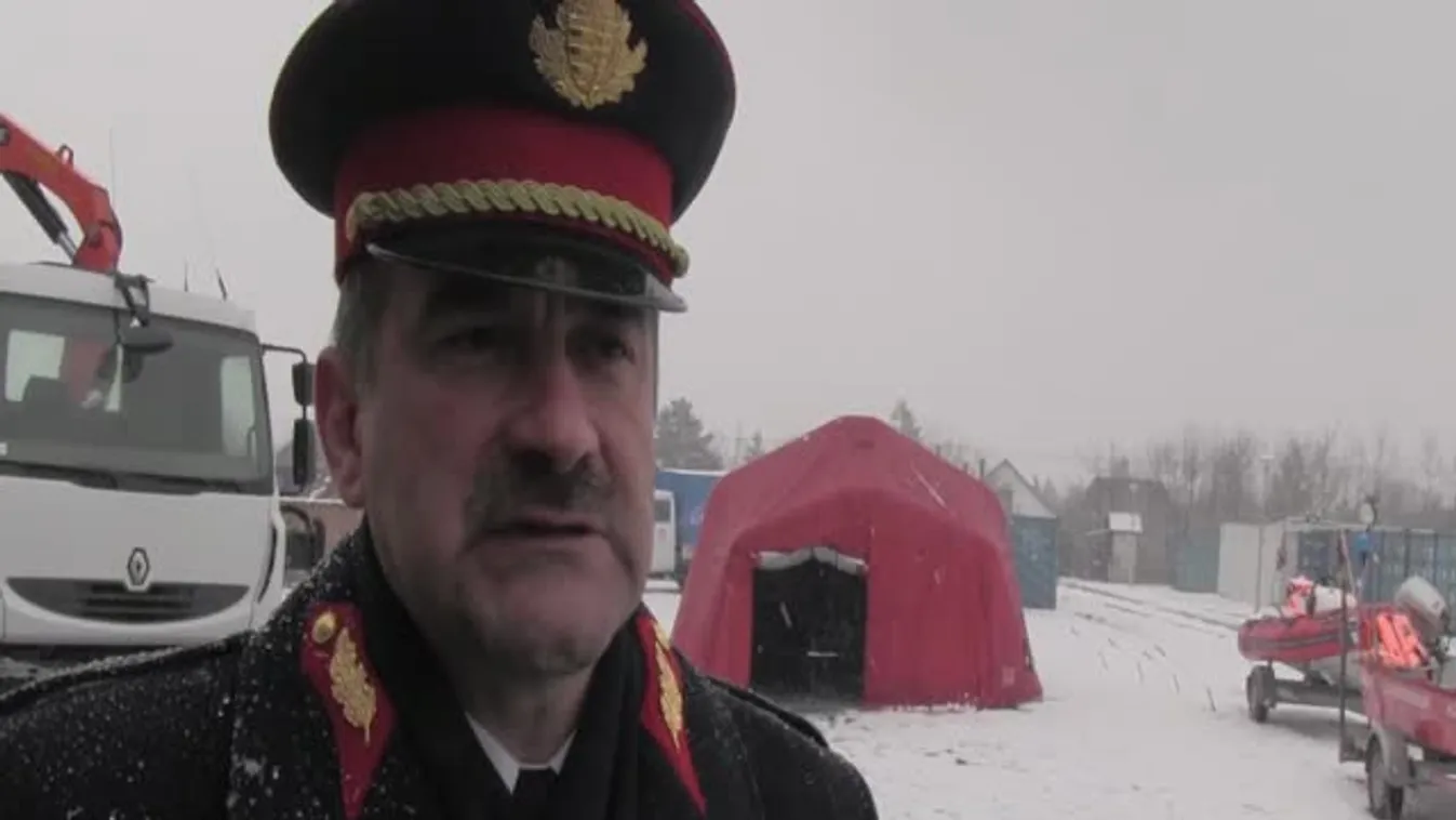 Ha jön az árvíz, gátra legények!