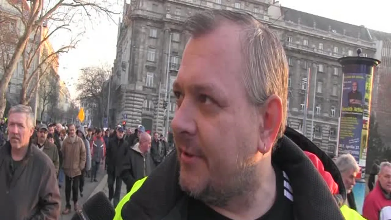 Lejátszotta meccsét a BKV a Kossuth téren