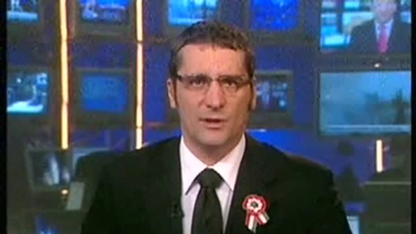 Felvonták a nemzeti lobogót