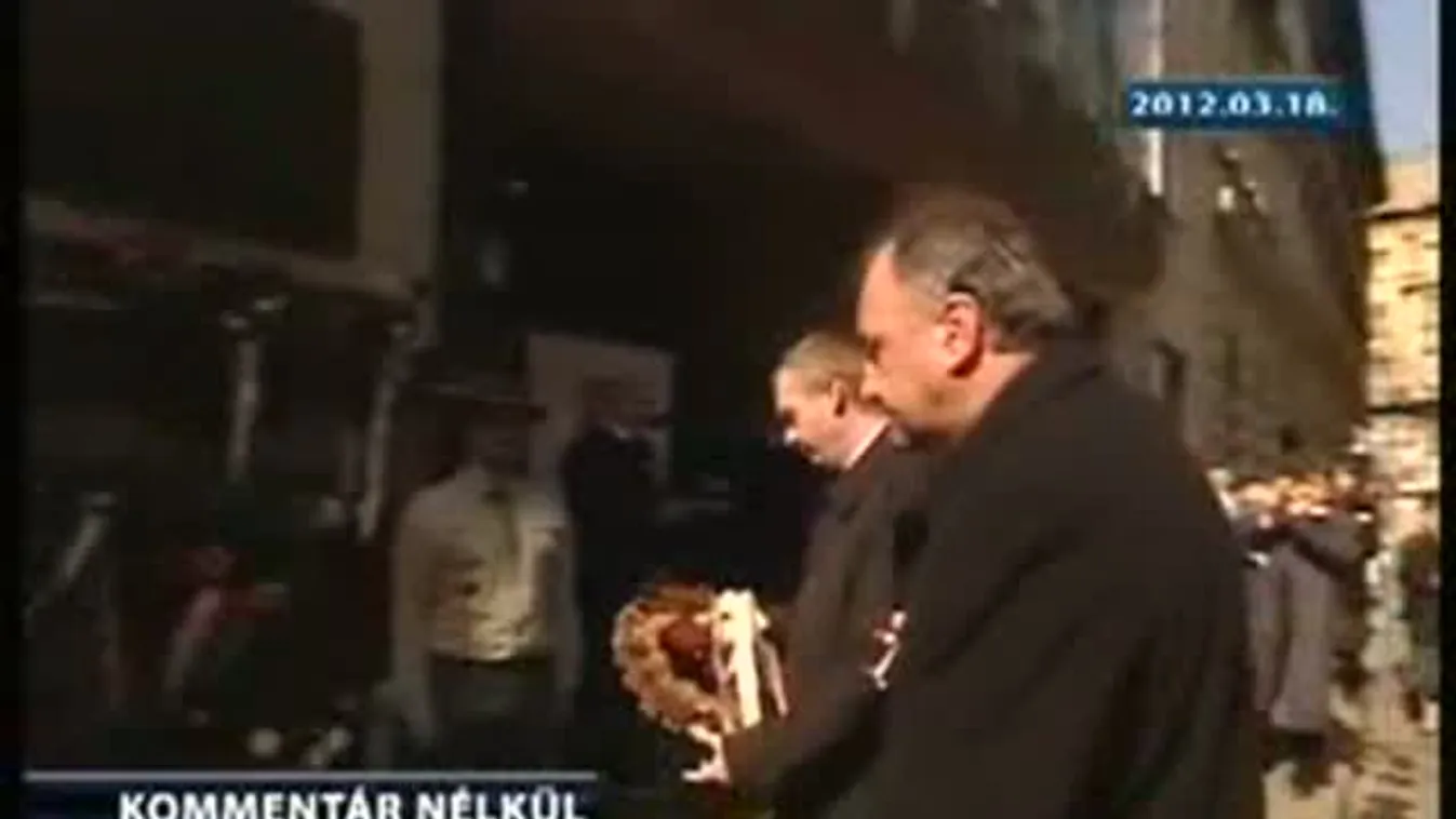 Esterházy János emléktáblájának koszorúzása