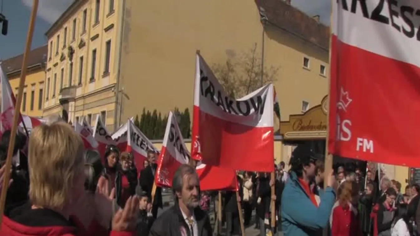 Fel kell lépni az ateista nyugat ellen