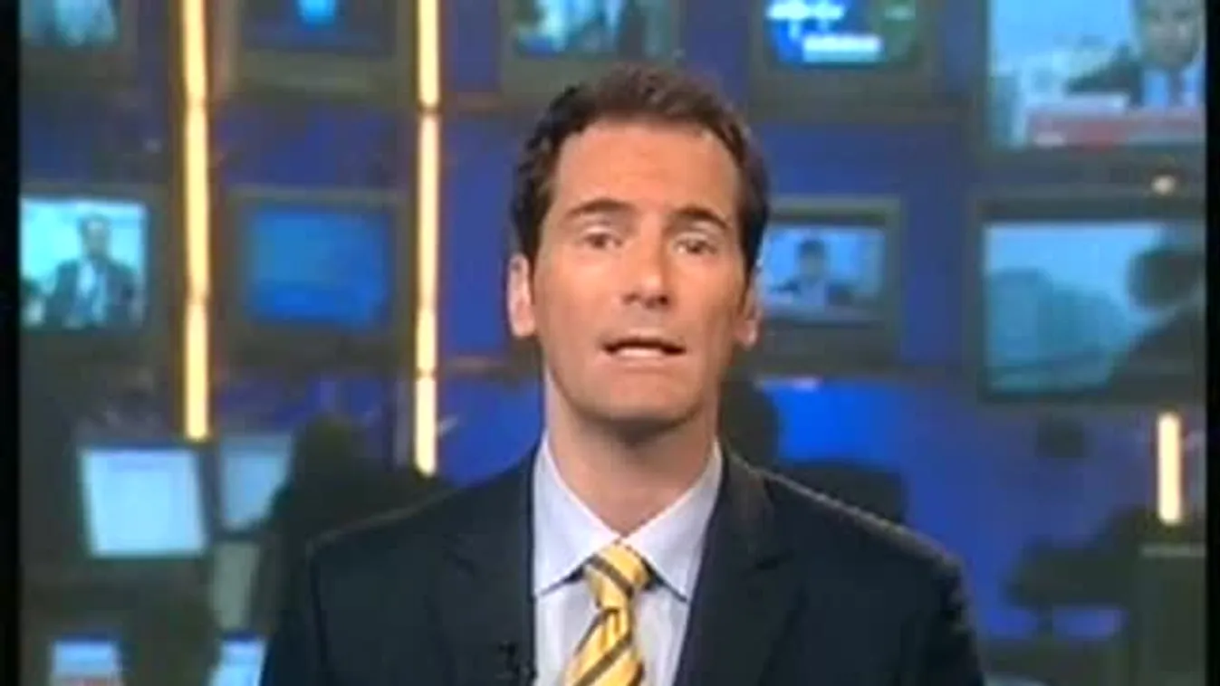 Szembeköpték azok, akiket fizetett