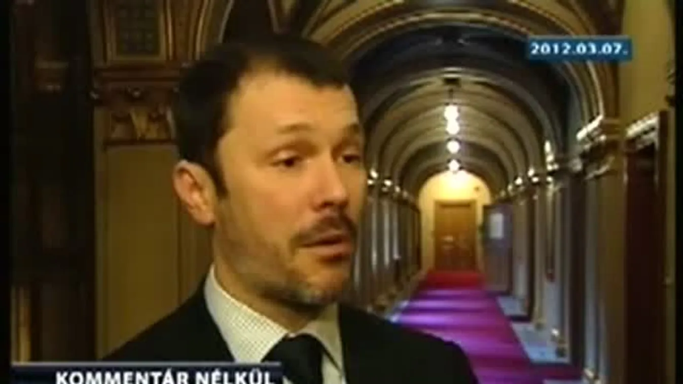 Tobább tárgyal a kormány a nyitott kérdésekről