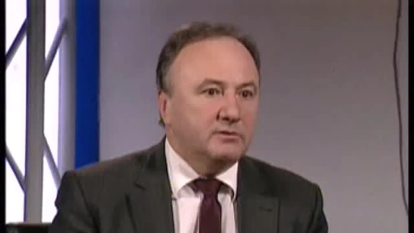 Jogsértések – Kontraszt