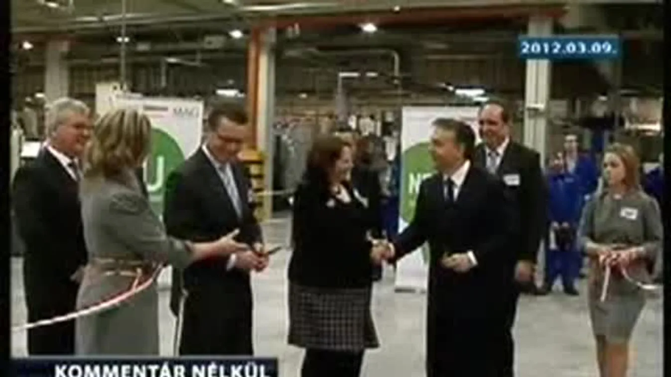 Új gyáregységet avatott Orbán Viktor Orosházán – Kommentár nélkül