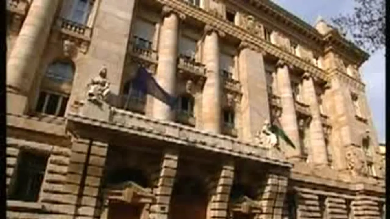 Nem biztos, hogy szerdán döntenek Magyarországról