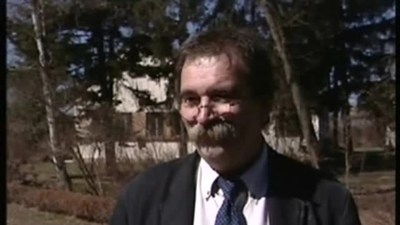 Megszűnés helyett szélesedik – Soroló