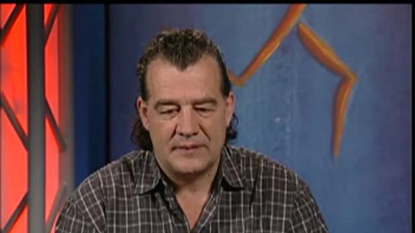 Szerelmes sportágába a legjobb magyar hokis – Sportré