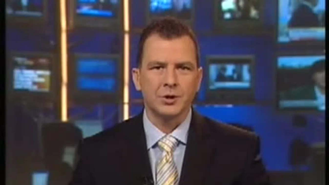 Élő adásban támadtak rá a műsorvezetőre