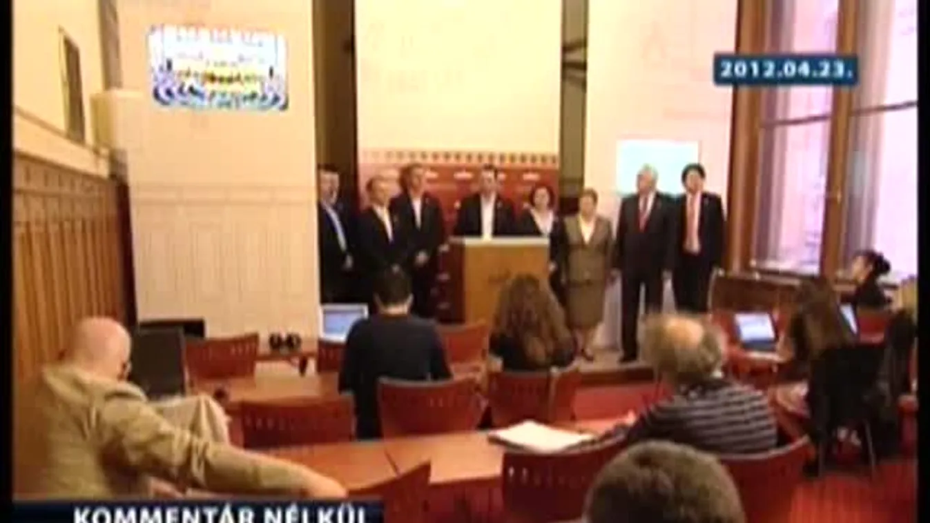 Az alkotmánybírósághot fordul a DK