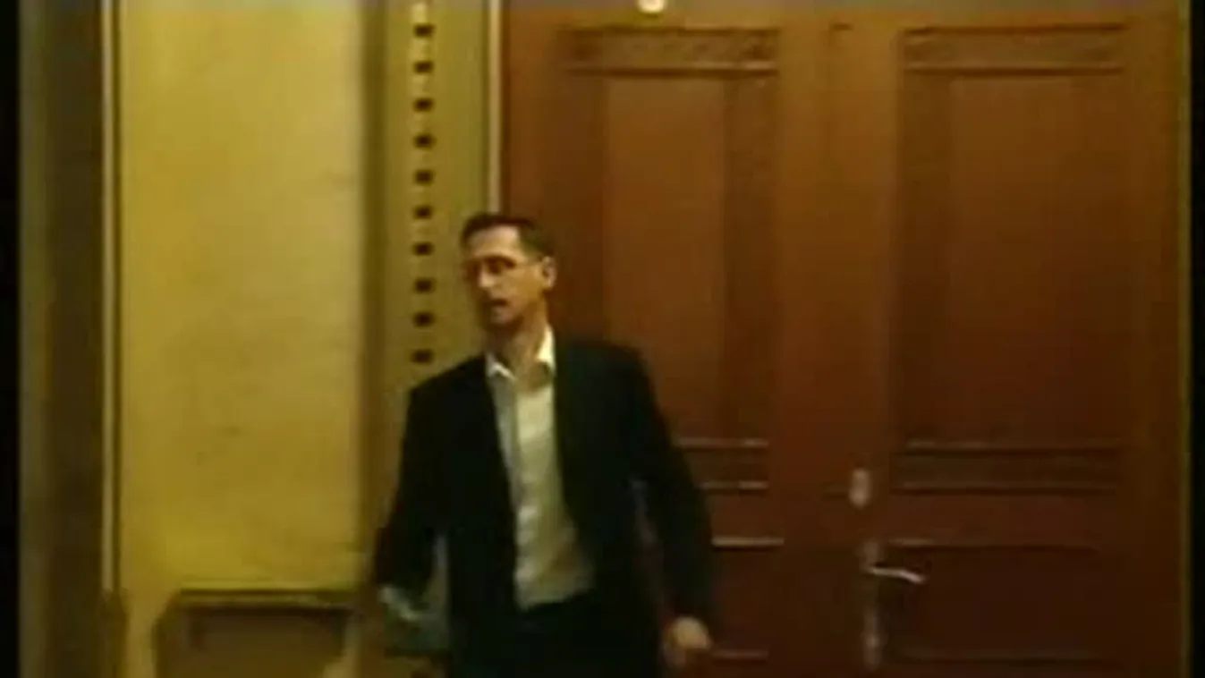 „A hétfői frakcióülésen mindent meg fognak tudni…”