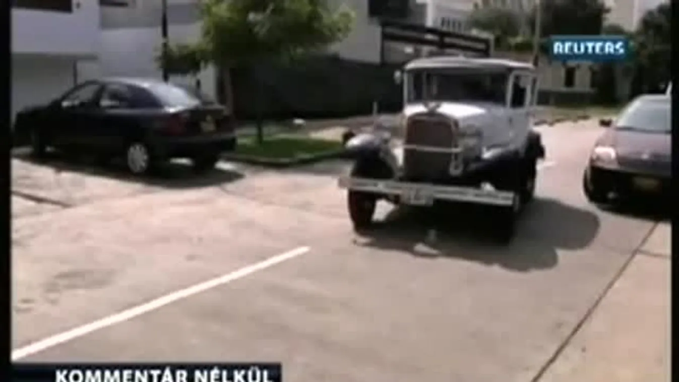 Kutyaesküvőt tartottak Peruban