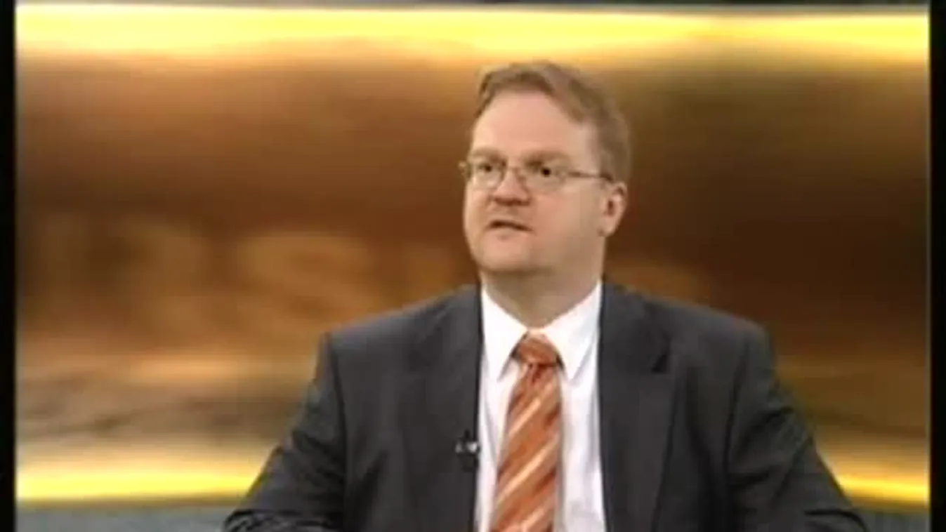 Répássy Róbert – Versus