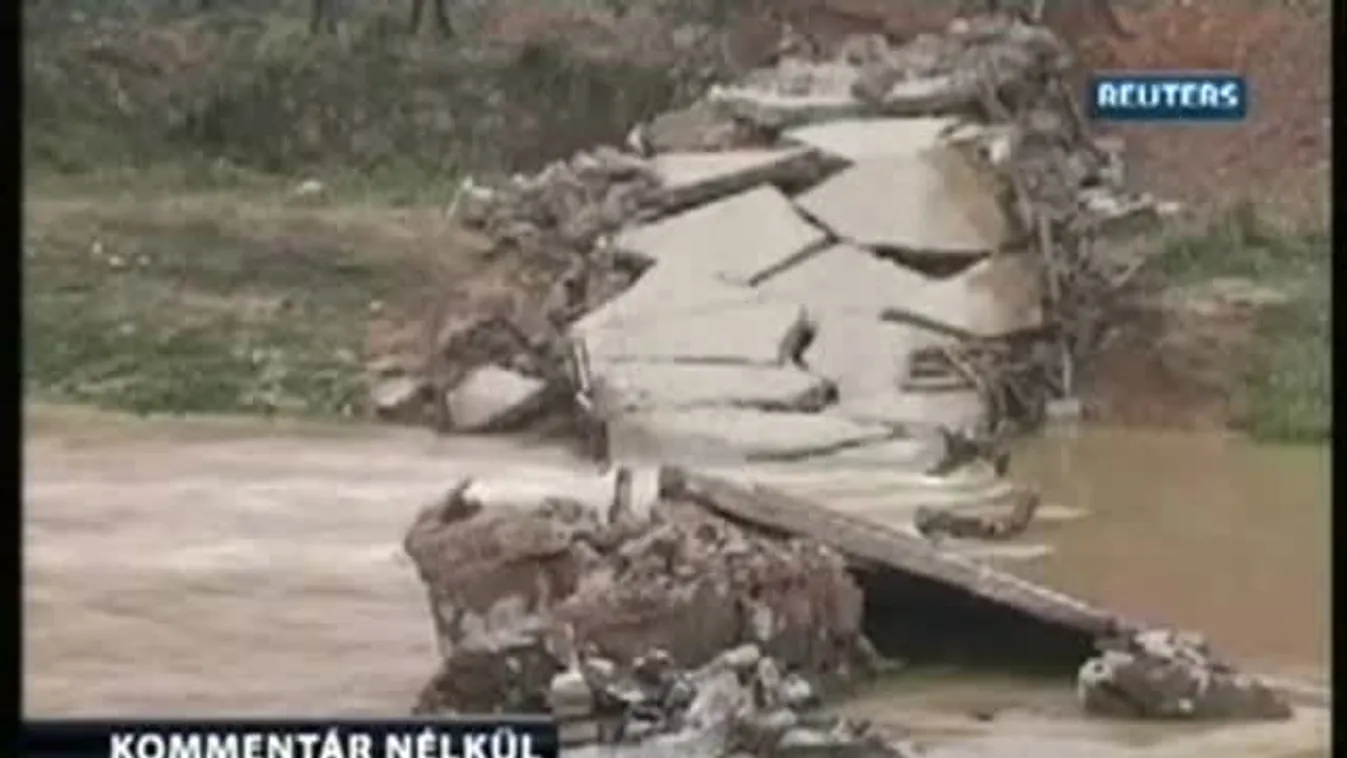 Hidakat mosott el az árvíz Közép-Kínában