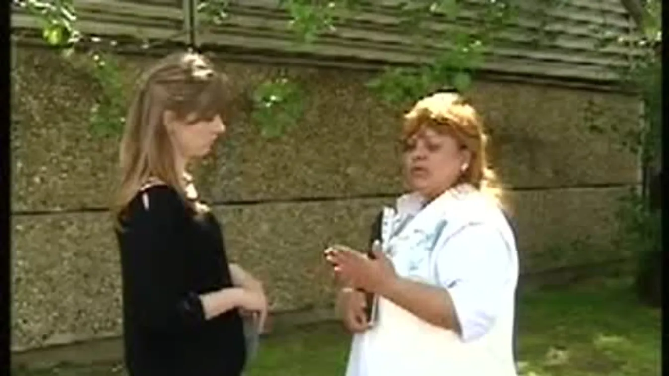 Telefontartozás miatt ugrott a családi ház