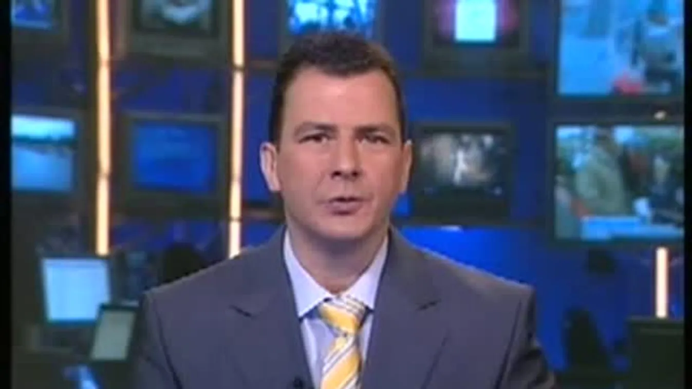 Utasokkal teli kisbuszba csapódott a repülőgép