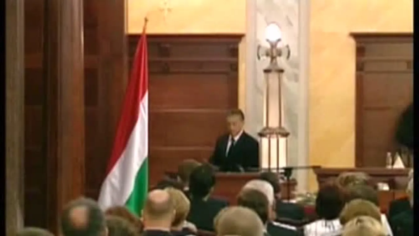 Orbán: Elmúltak azok az idők