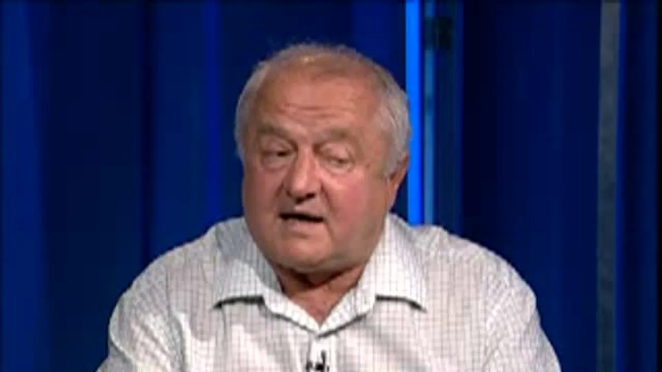  A Károlyi-mítosz nyomában – Ősök tere